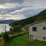 Nyaraló 7 Person In Grovfjord Grov
