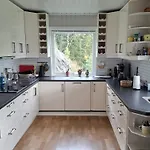 7 Person In Grovfjord Nyaraló