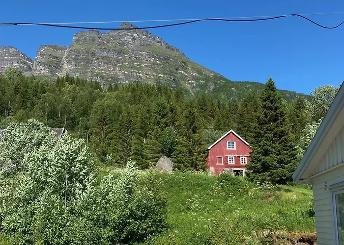 7 Person In Grovfjord *